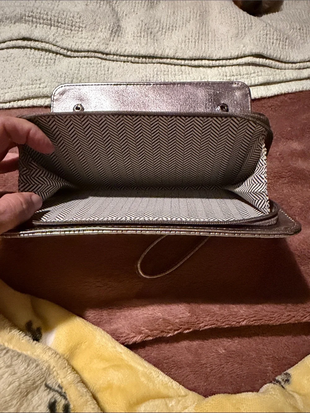 Steve Madden Metallic Woven Wristlet Clutch - Silver BRAND NEW-NEVER USED